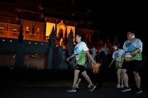 BIB: 225
                            <button type="button" onclick="openModal(22280512)" class="btn btn-primary btn-sm float-right btn-popup" data-toggle="modal" data-target=".modal-high-quality">
                        <i class="fas fa-shopping-cart"></i> Add to Cart
                    </button>
                                            <button type="button" onclick="isThisMe(22280512, true)" class="btn btn-success btn-sm float-right btn-popup btn-isme hidden" data-toggle="tooltip" data-placement="bottom" title="นี่คือรูปของคุณใช่ไหม คลิกที่นี่เพื่อเอาเข้าอัลบั้ม">
                        <i class="fas fa-plus"></i> Add to album
                    </button>
                    <button type="button" onclick="isThisMe(22280512, false)" class="btn btn-warning btn-sm float-right btn-popup btn-isnotme hidden">
                        <i class="fas fa-ban"></i> Remove from album
                    </button>